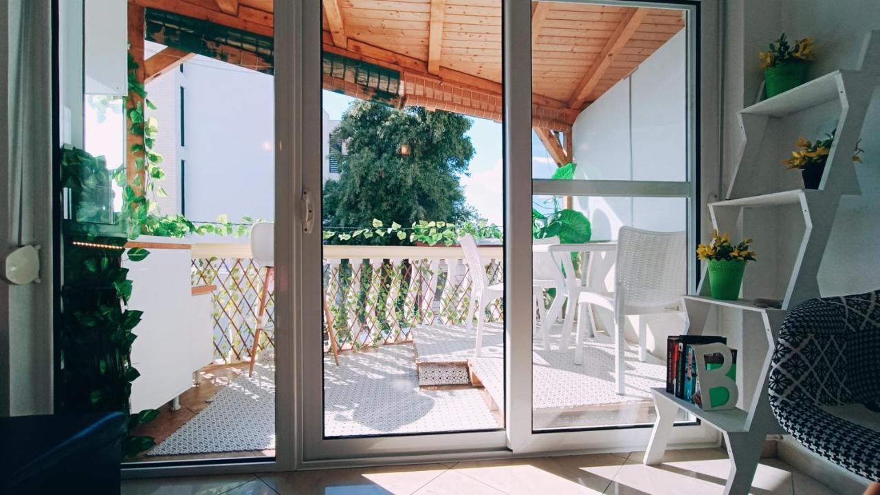 Beach Apartment With Beach Chairs N.1 우체하 외부 사진