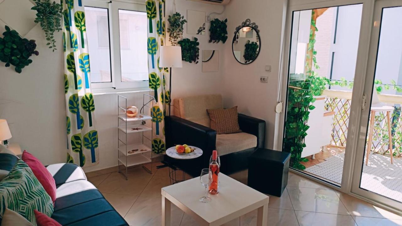 Beach Apartment With Beach Chairs N.1 우체하 외부 사진