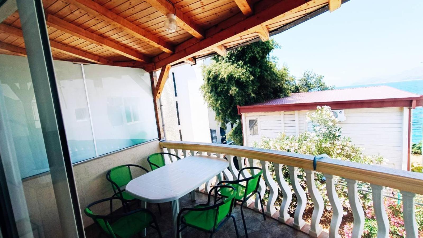 Beach Apartment With Beach Chairs N.1 우체하 객실 사진