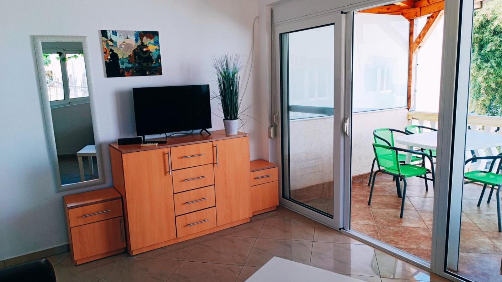 Beach Apartment With Beach Chairs N.1 우체하 객실 사진